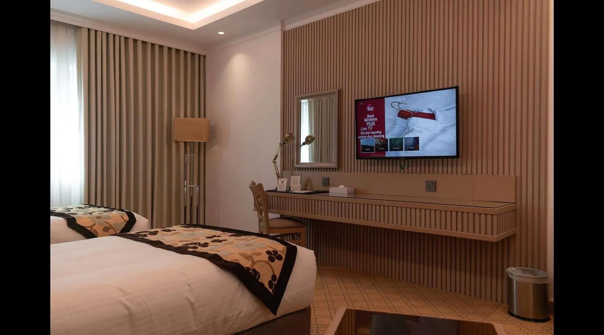 Best Western Plus Jeddah Hotel Madinah Road 4*,