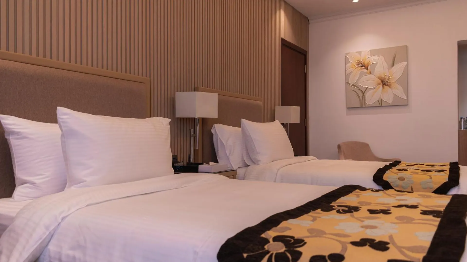 Best Western Plus Jeddah Hotel Madinah Road 4*,